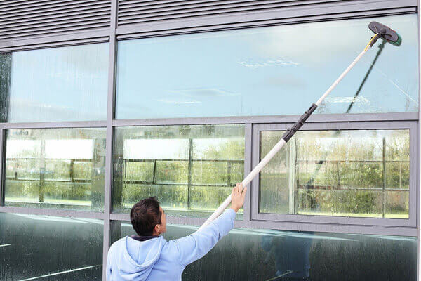 Window Cleaning (1) Window Cleaning